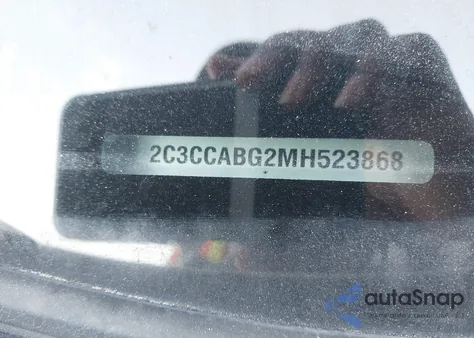 2021 Chrysler 300 300S z USA, uszkodzony, nr VIN 2C3CCABG2MH523868